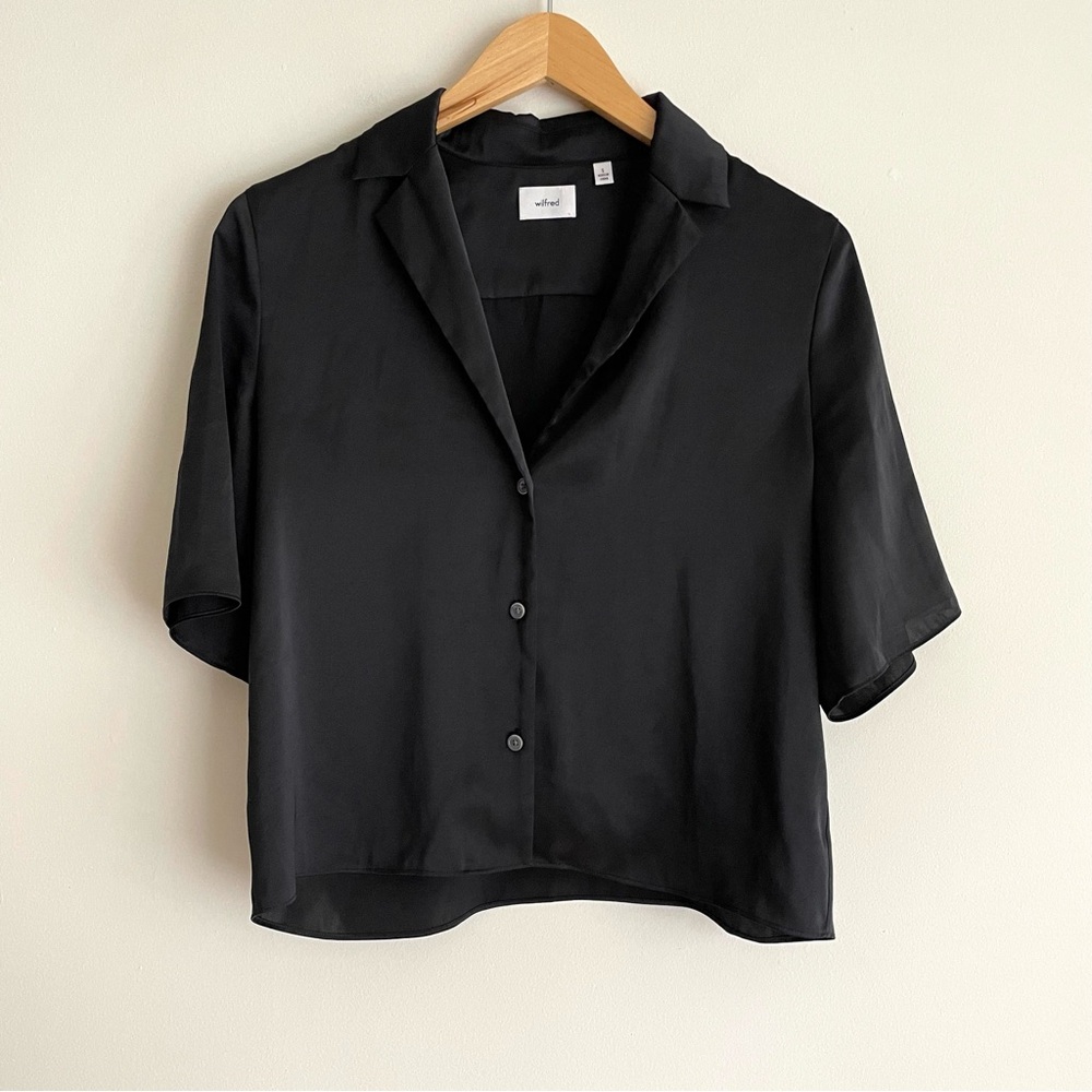 Aritzia Wilfred Beso Satin Button Up Short Sleeve Blouse Shirt Black - Picture 6 of 14